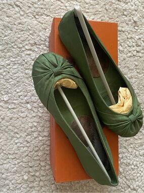 Rocket Dog Olive Green Knot-Front Ballet Flats